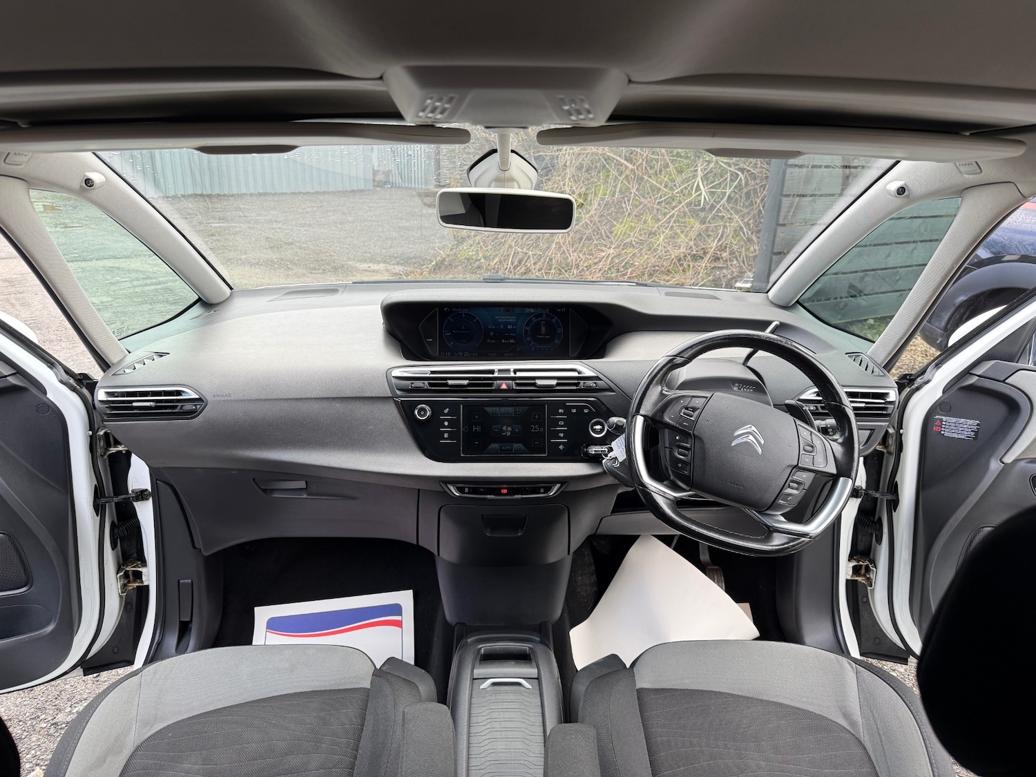 Used Citroen Grand C4 Picasso 2015 for sale - 77610130: Photo 13