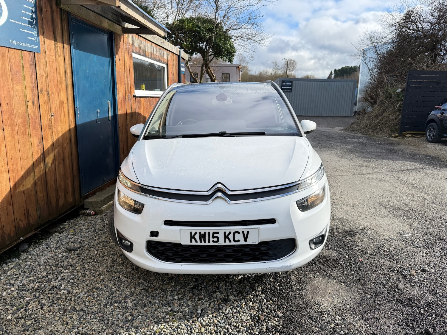Used Citroen Grand C4 Picasso 2015 for sale - 77610130: Photo 2