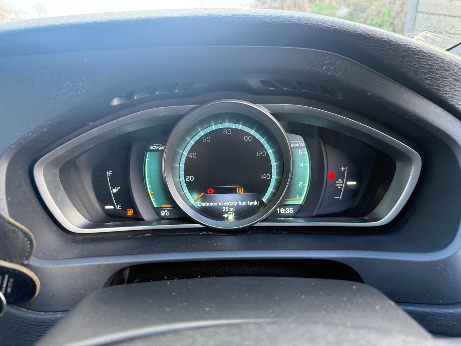 Used Volvo V40 2015 for sale - 77461884: Photo 18