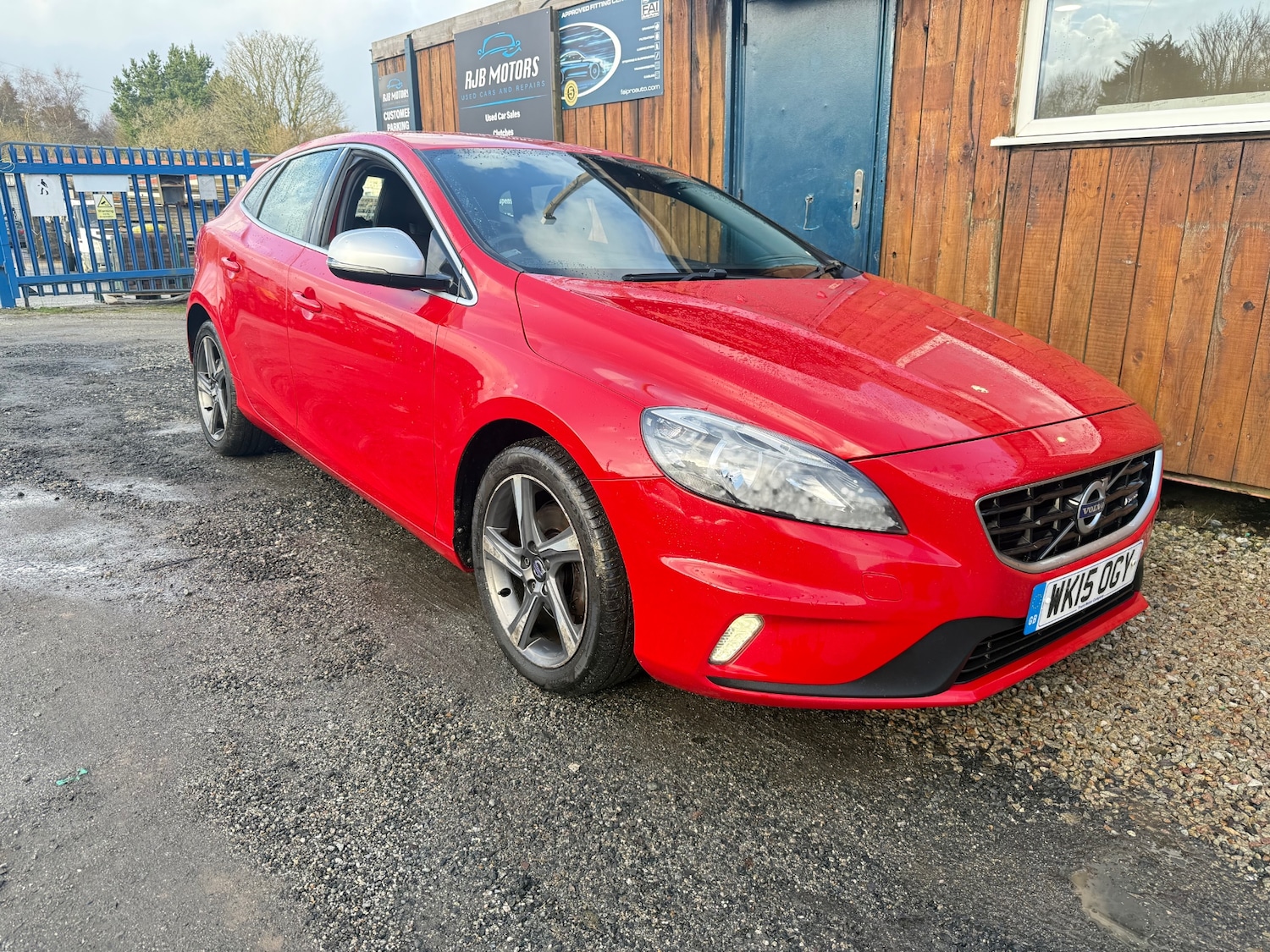 Used Volvo V40 2015 for sale - 77461884: Photo 5