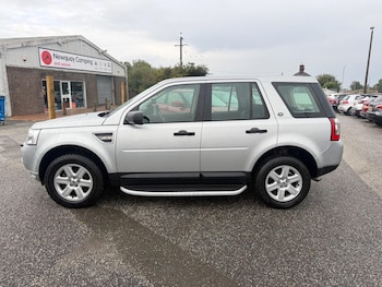 Used Land Rover Range Rover Evoque 2012 for sale - 79637906: Photo