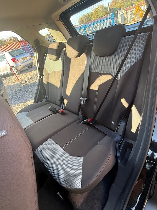 Used Ford Ecosport 2015 for sale - 76302186: Photo 15