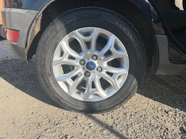 Used Ford Ecosport 2015 for sale - 76302186: Photo 18