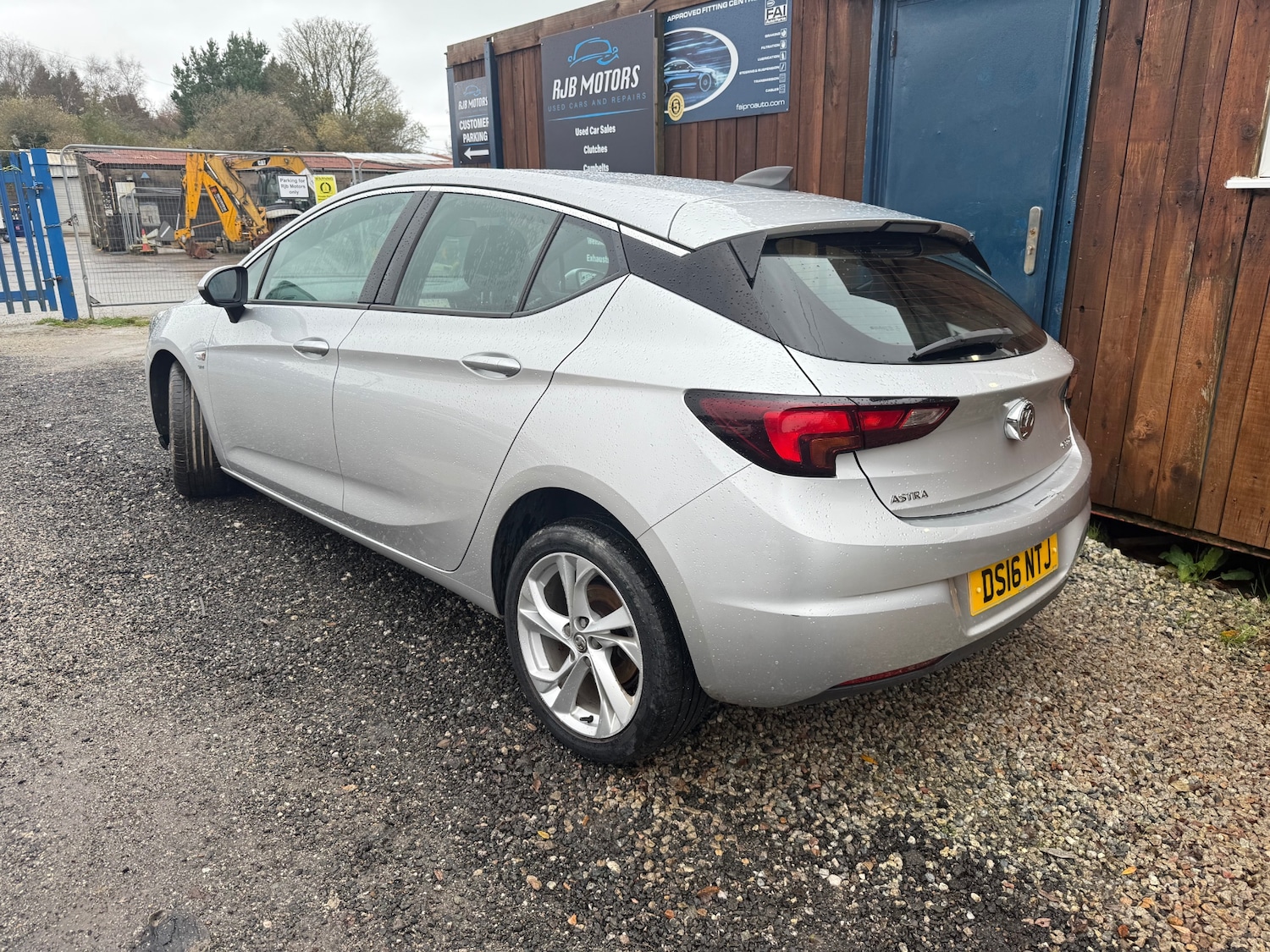 Used Vauxhall Astra 2016 for sale - 76543885: Photo 3