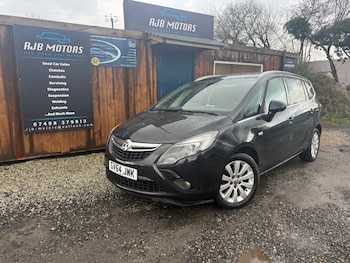 2015 (64) - 2.0 CDTi SE 5dr