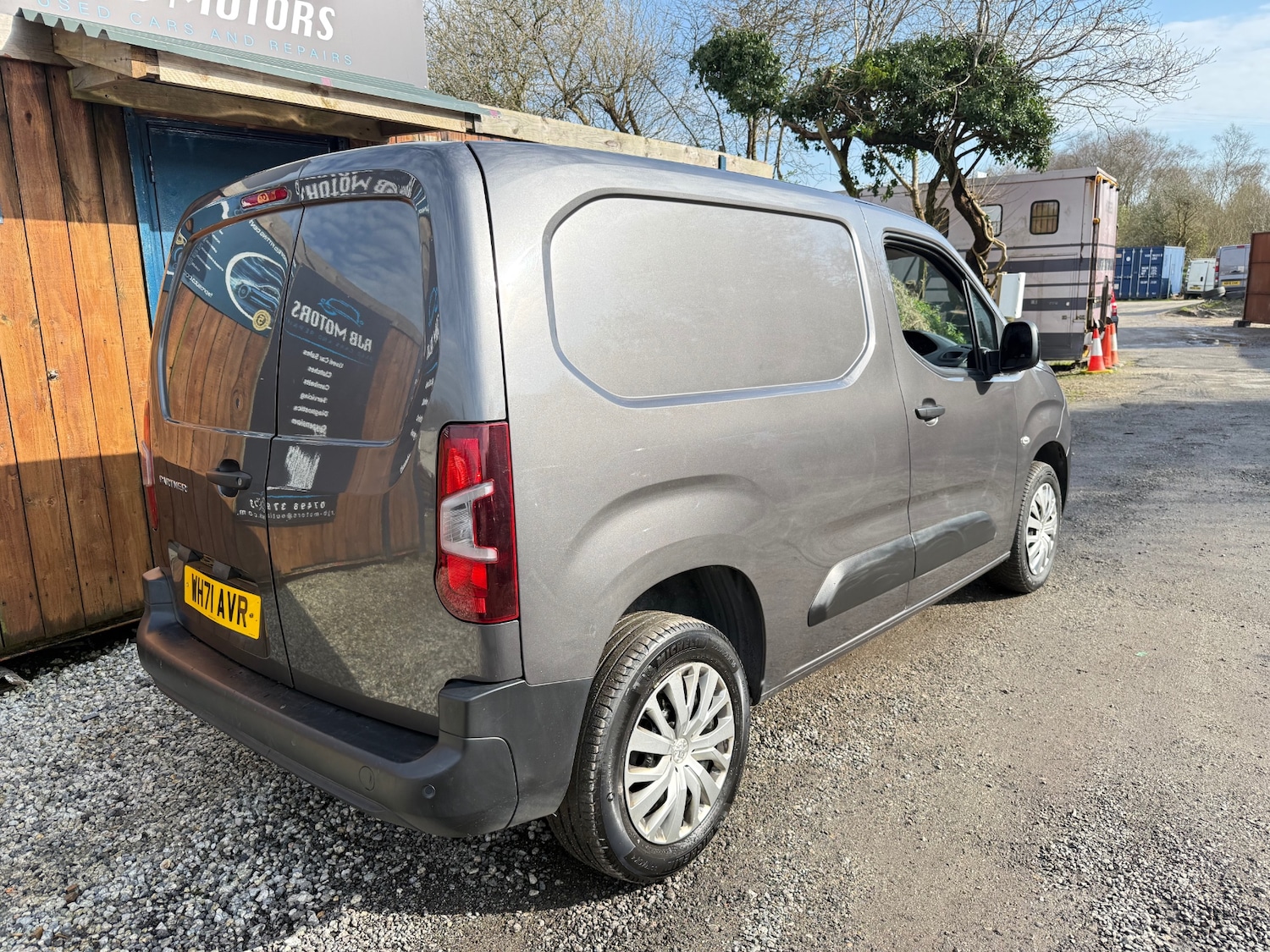 Used Peugeot Partner 2021 for sale - 77736030: Photo 8