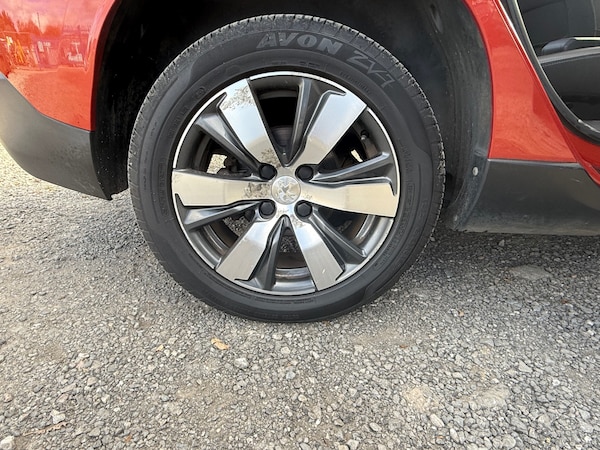 Used Peugeot 2008 2015 for sale - 76299523: Photo 18