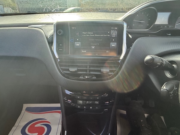 Used Peugeot 2008 2015 for sale - 76299523: Photo 20