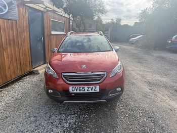 Used Peugeot 2008 2015 for sale - 76299523: Photo 2