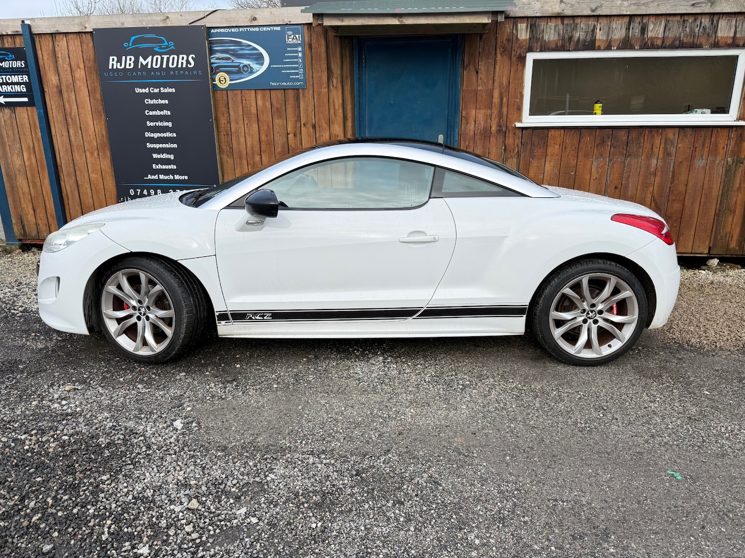 Used Peugeot RCZ 2011 for sale - 77610122: Photo 3
