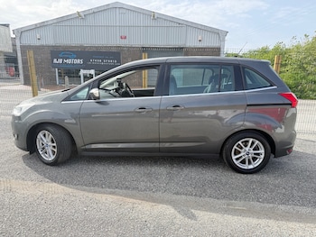 Used Ford Grand C-Max 2016 for sale - 78674249: Photo