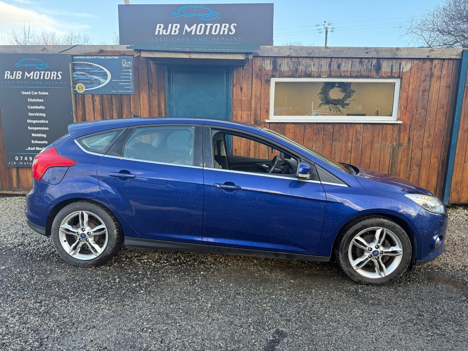 Used Ford Focus 2014 for sale - 77008378: Photo 7
