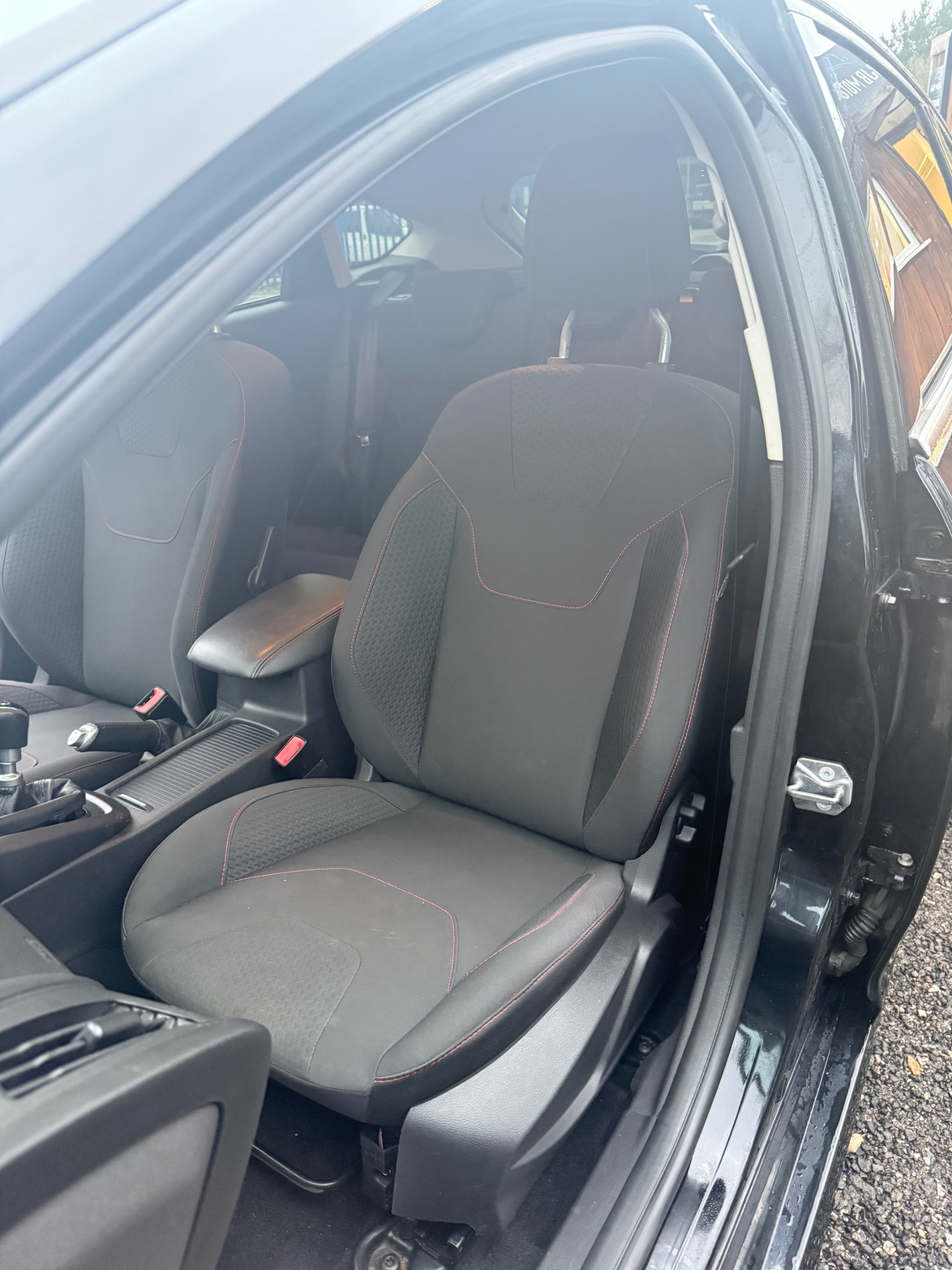 Used Ford Focus 2015 for sale - 76594625: Photo 11