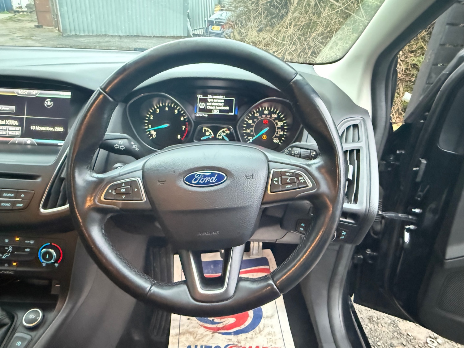 Used Ford Focus 2015 for sale - 76594625: Photo 19