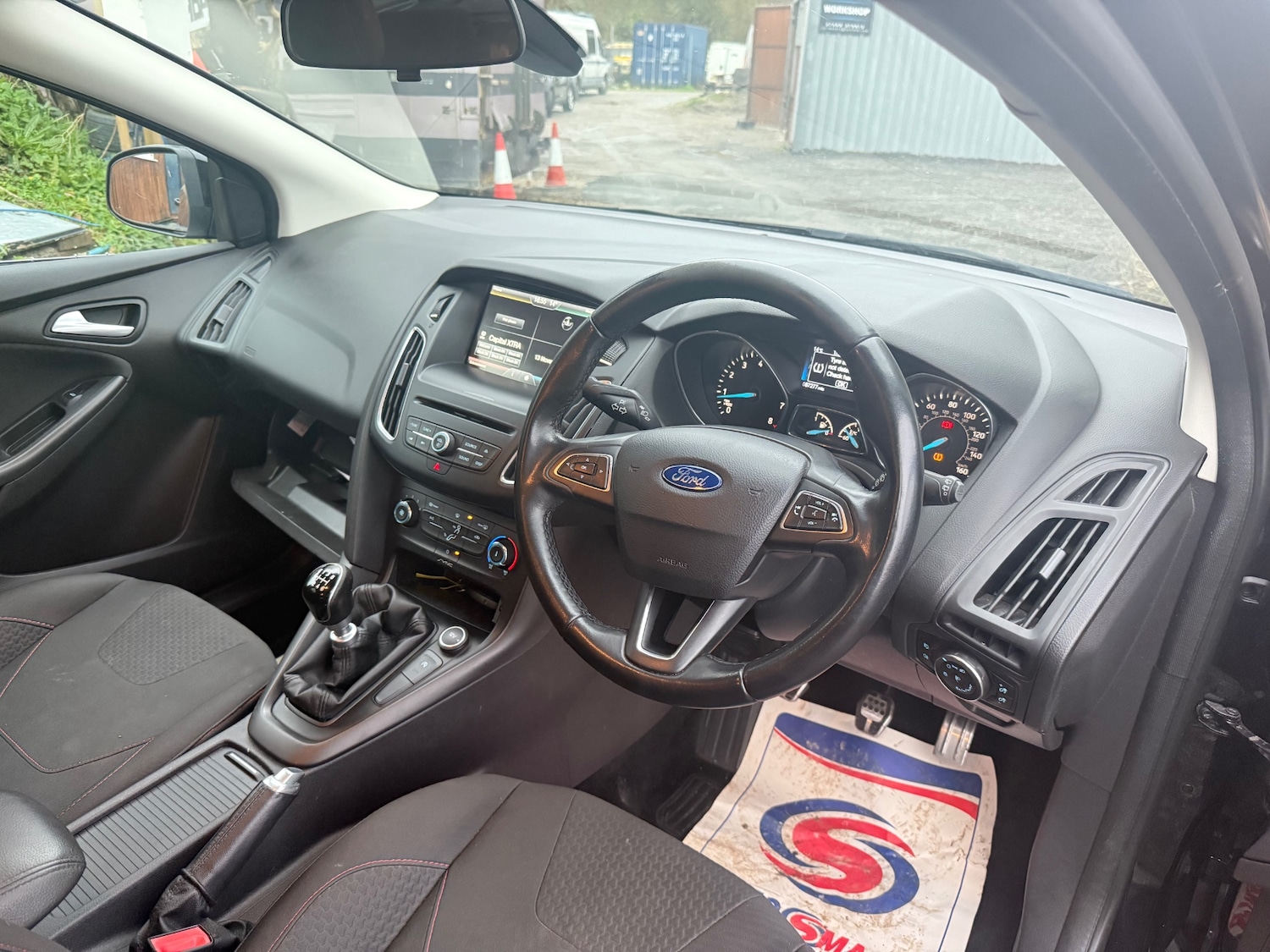 Used Ford Focus 2015 for sale - 76594625: Photo 9