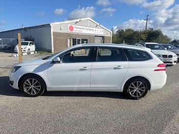 Used Peugeot 308 2016 for sale - 79457144: Photo