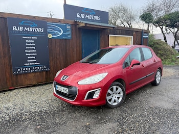 Used Peugeot 308 2013 for sale - 77700824: Photo