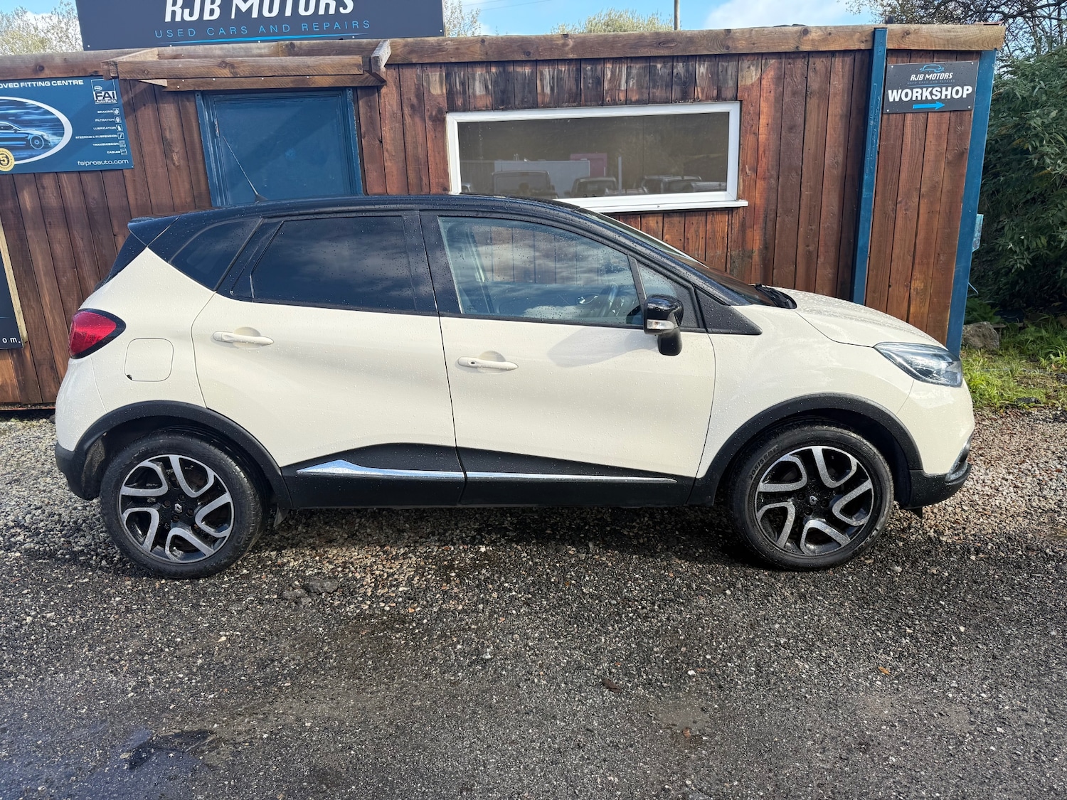 Used Renault Captur 2016 for sale - 76364856: Photo 7