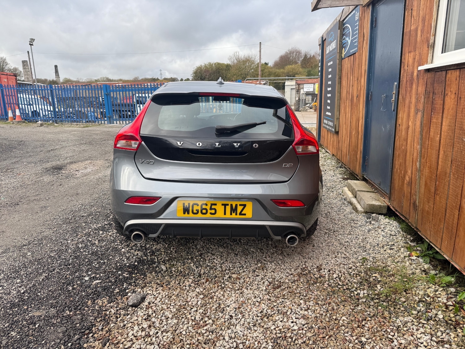 Used Volvo V40 2015 for sale - 76444730: Photo 5