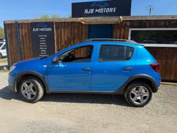 Used Dacia Sandero Stepway 2017 for sale - 74496980: Photo