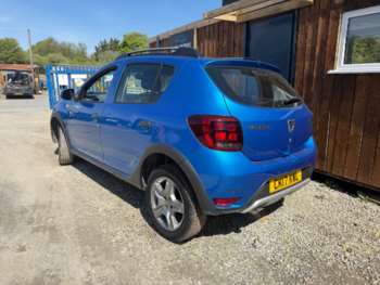 Used Dacia Sandero Stepway 2017 for sale - 74496980: Photo
