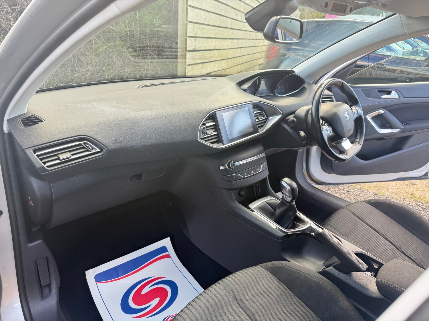 Used Peugeot 308 2016 for sale - 76041373: Photo 10