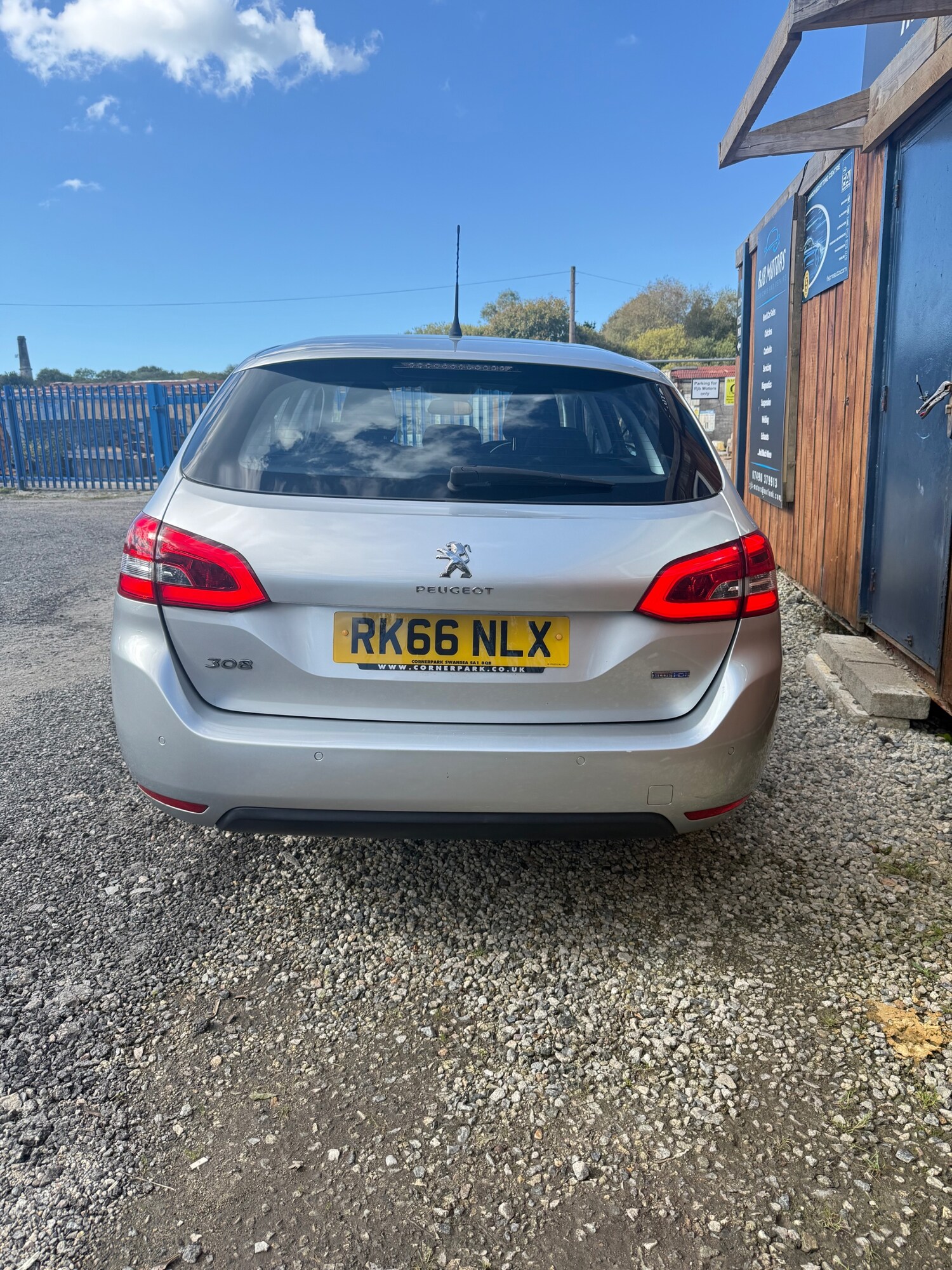 Used Peugeot 308 2016 for sale - 76041373: Photo 5