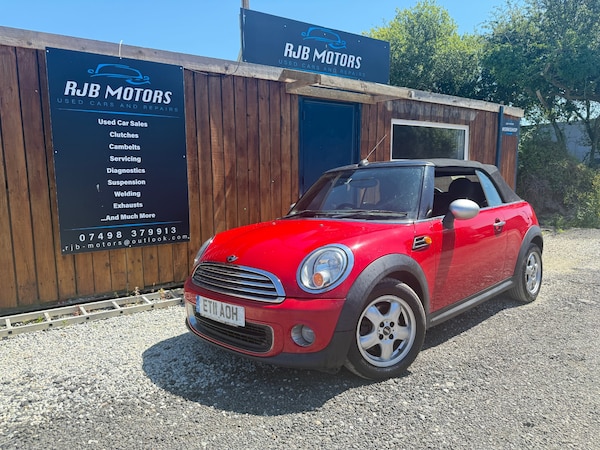 Used MINI Convertible 2011 for sale - 75581874: Photo 1
