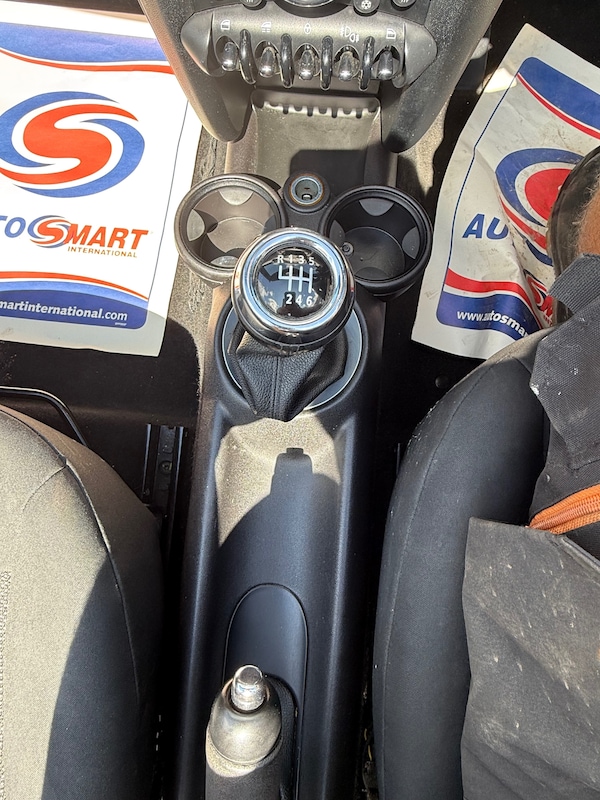 Used MINI Convertible 2011 for sale - 75581874: Photo 20