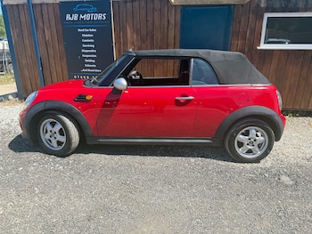 Used MINI Convertible 2011 for sale - 75581874: Photo