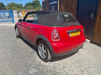 Used MINI Convertible 2011 for sale - 75581874: Photo