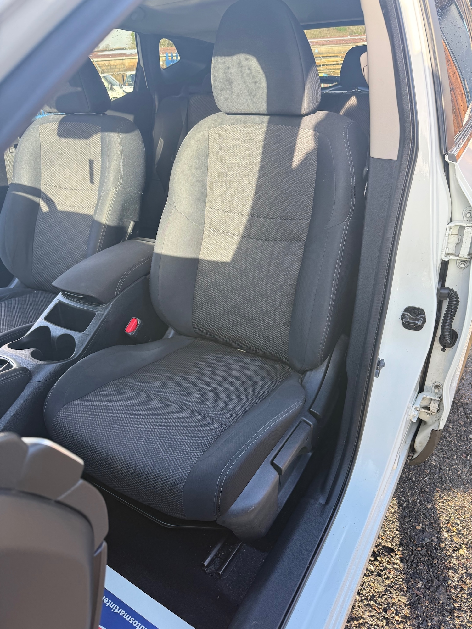 Used Nissan Qashqai 2014 for sale - 77220780: Photo 11