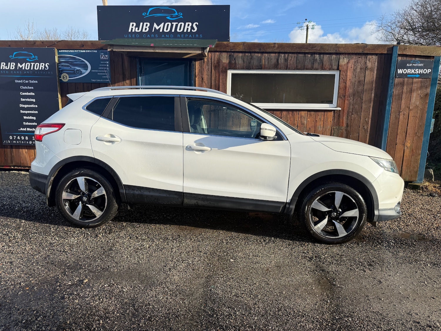Used Nissan Qashqai 2014 for sale - 77220780: Photo 7