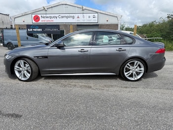 Used Jaguar XF 2016 for sale - 79069448: Photo
