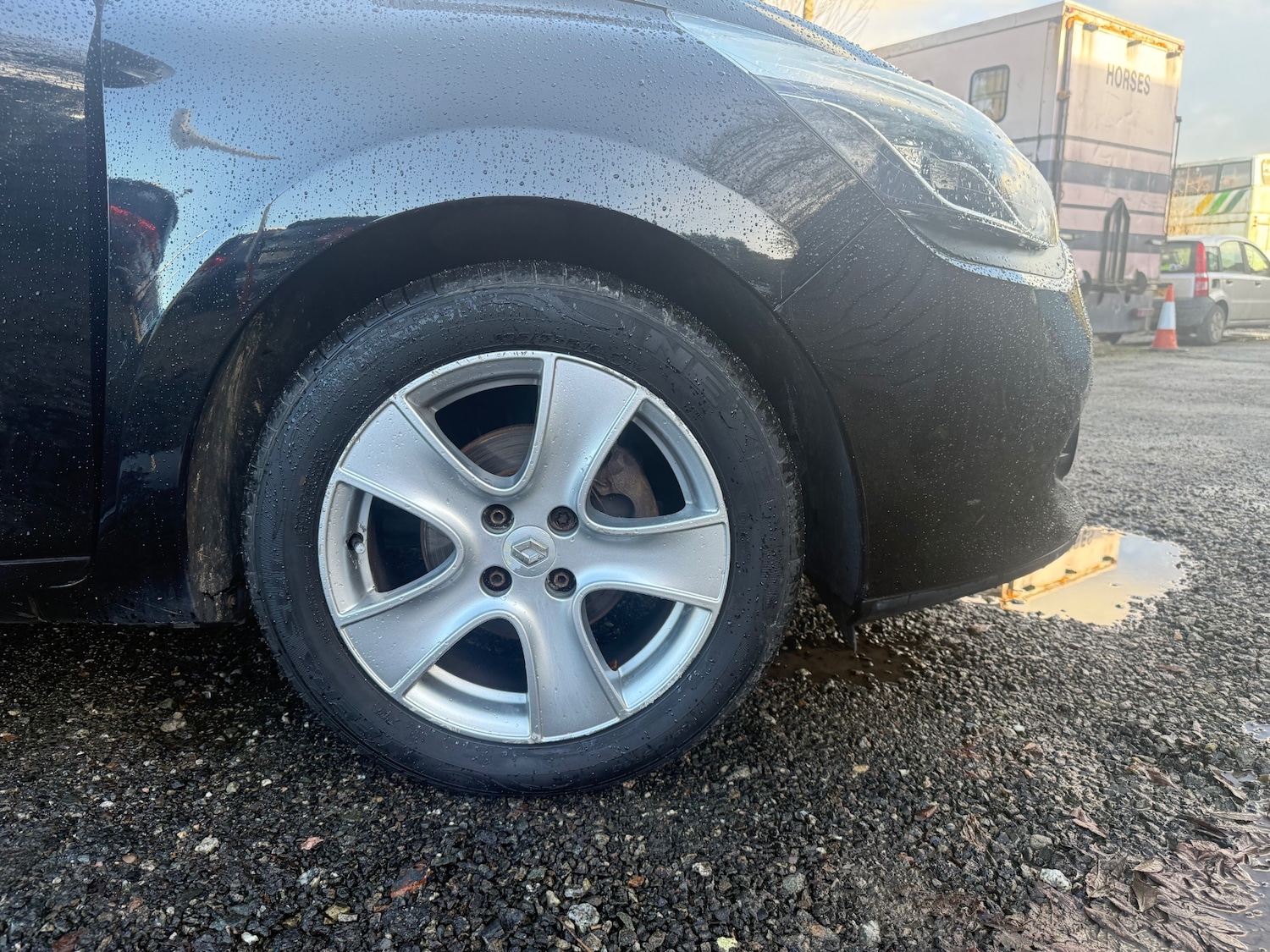 Used Renault Clio 2015 for sale - 77008368: Photo 17