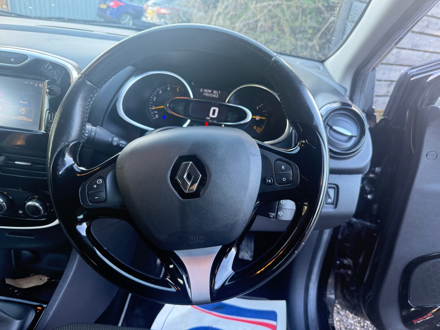 Used Renault Clio 2015 for sale - 77008368: Photo 18