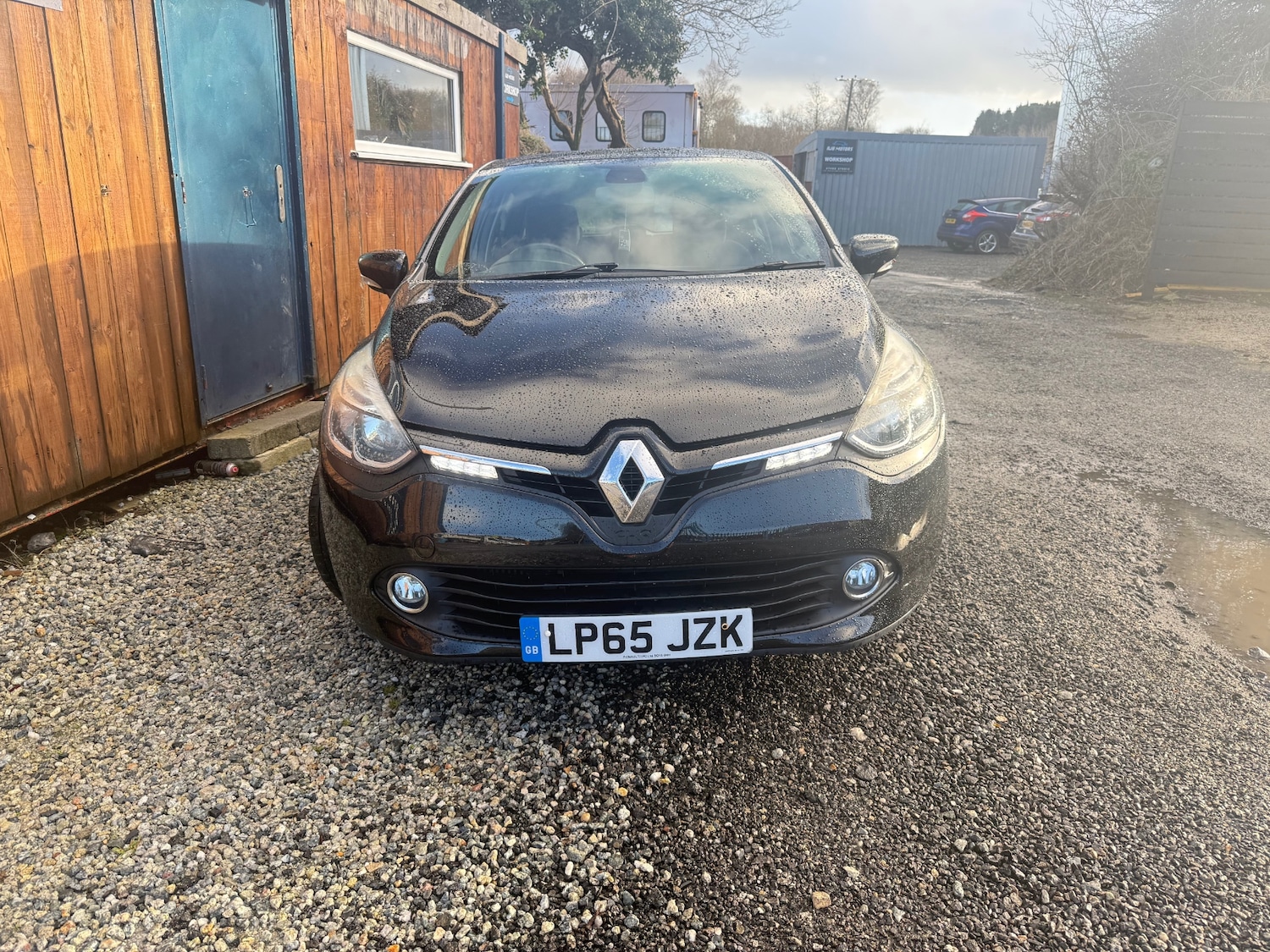 Used Renault Clio 2015 for sale - 77008368: Photo 2