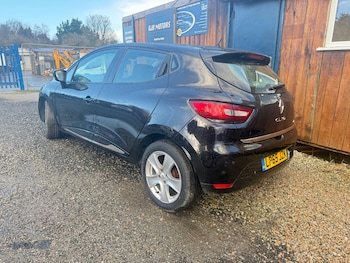 Used Renault Clio 2015 for sale - 77008368: Photo