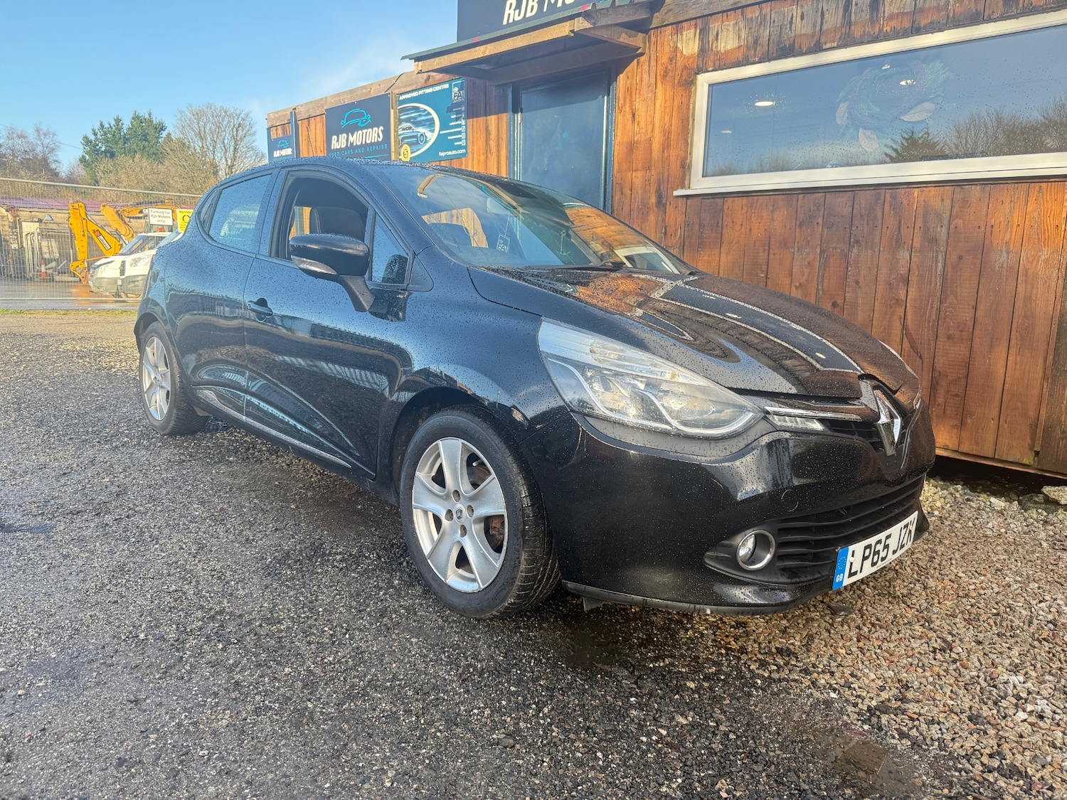 Used Renault Clio 2015 for sale - 77008368: Photo 6