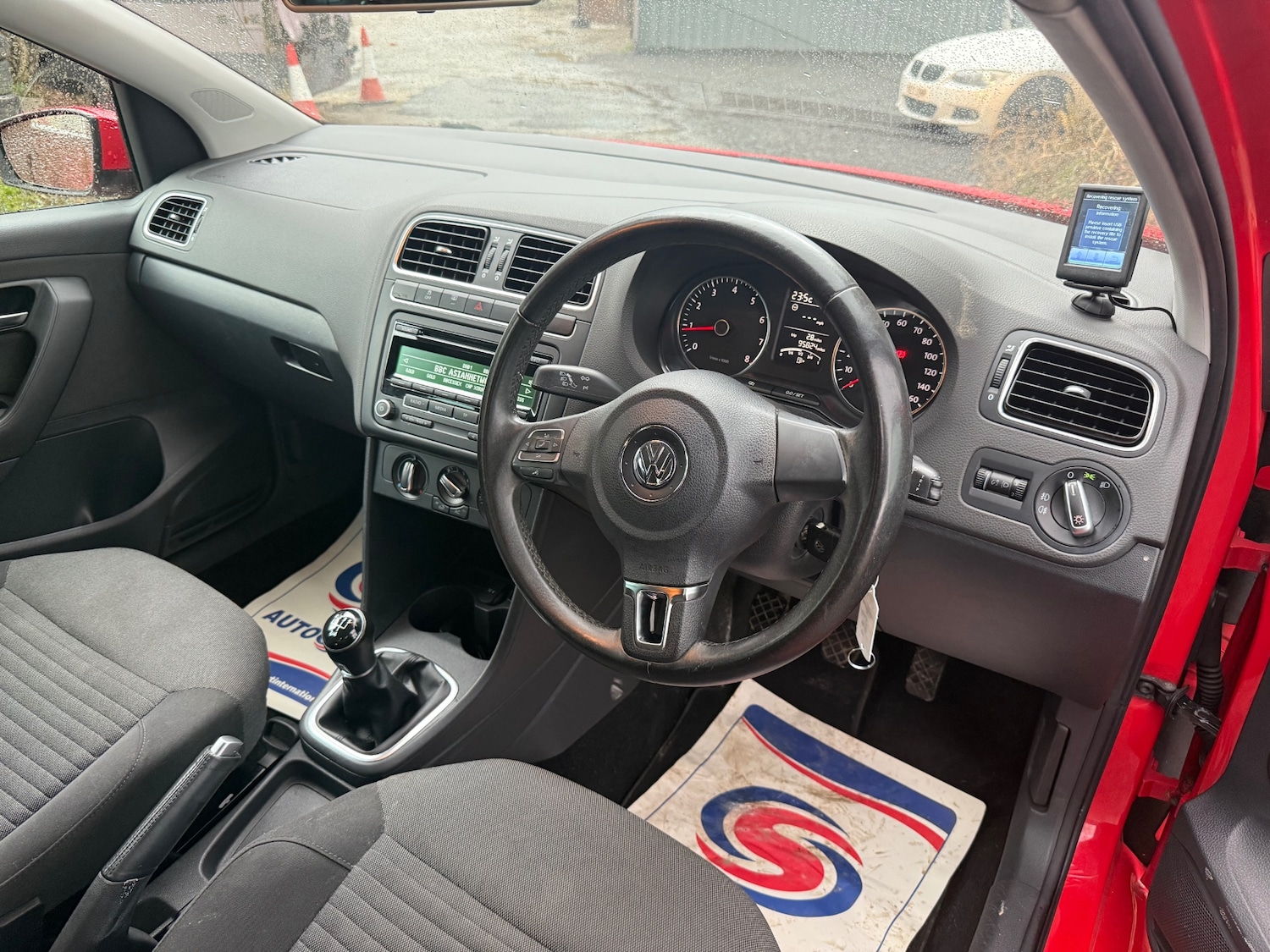 Used Volkswagen Polo 2013 for sale - 76542987: Photo 9