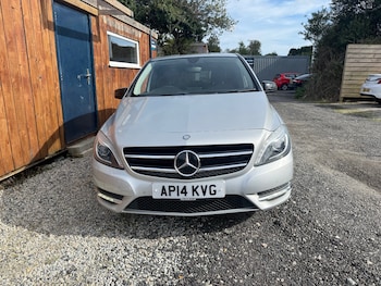 Used Mercedes-Benz B-Class 2014 for sale - 75844139: Photo