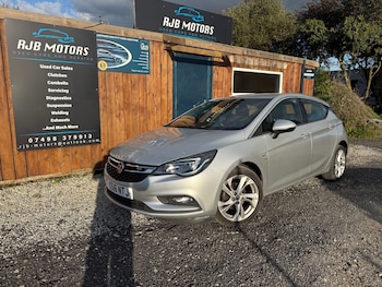 Vauxhall - Astra