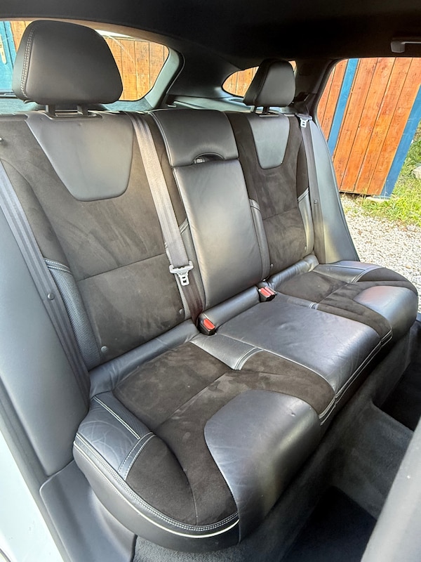 Used Volvo V60 2013 for sale - 76302179: Photo 15