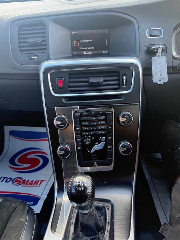 Used Volvo V60 2013 for sale - 76302179: Photo 20