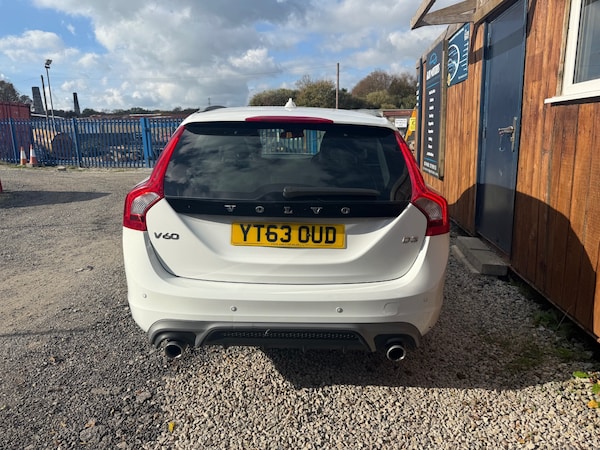 Used Volvo V60 2013 for sale - 76302179: Photo 5