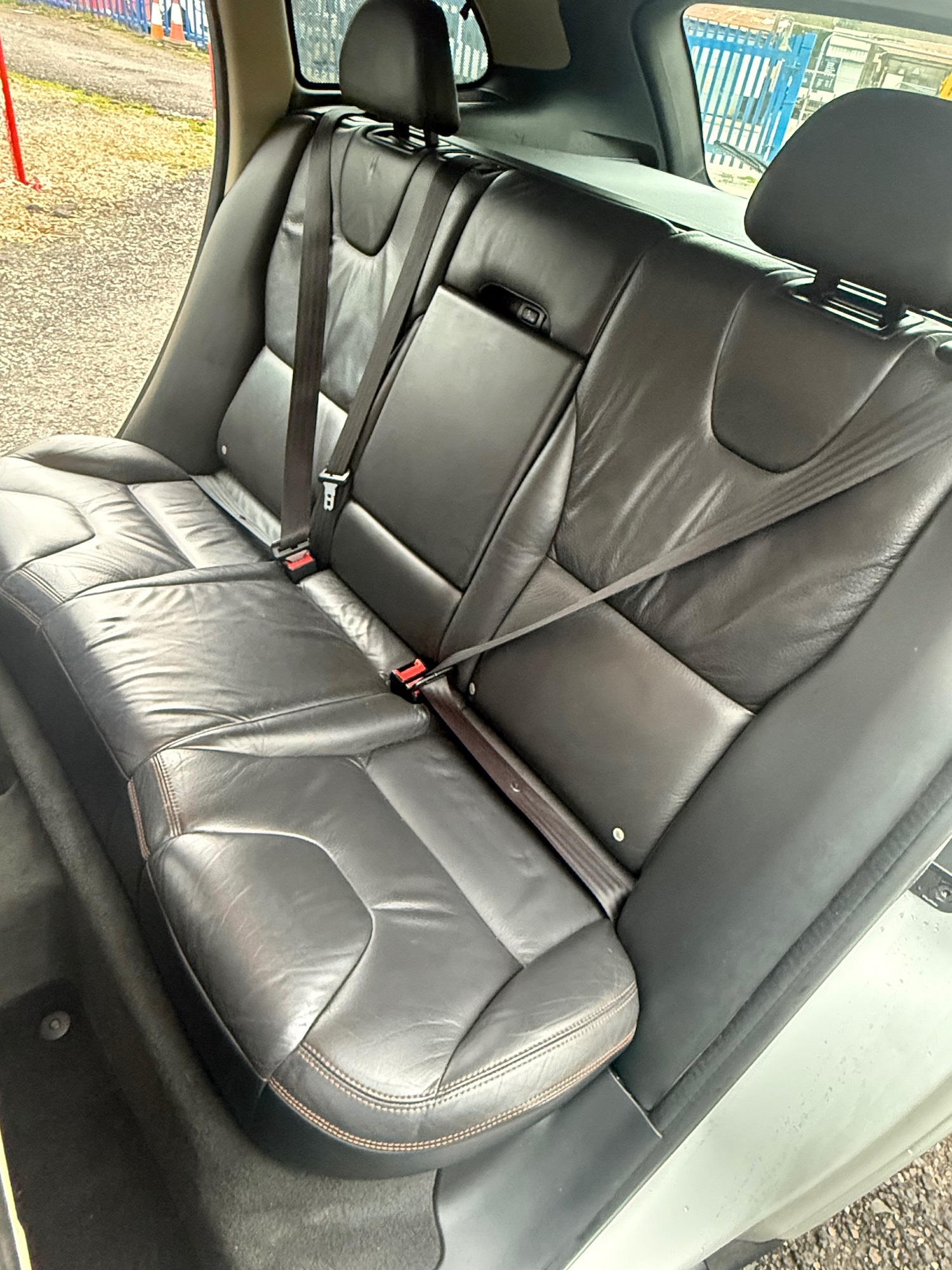 Used Volvo XC60 2011 for sale - 76594630: Photo 15