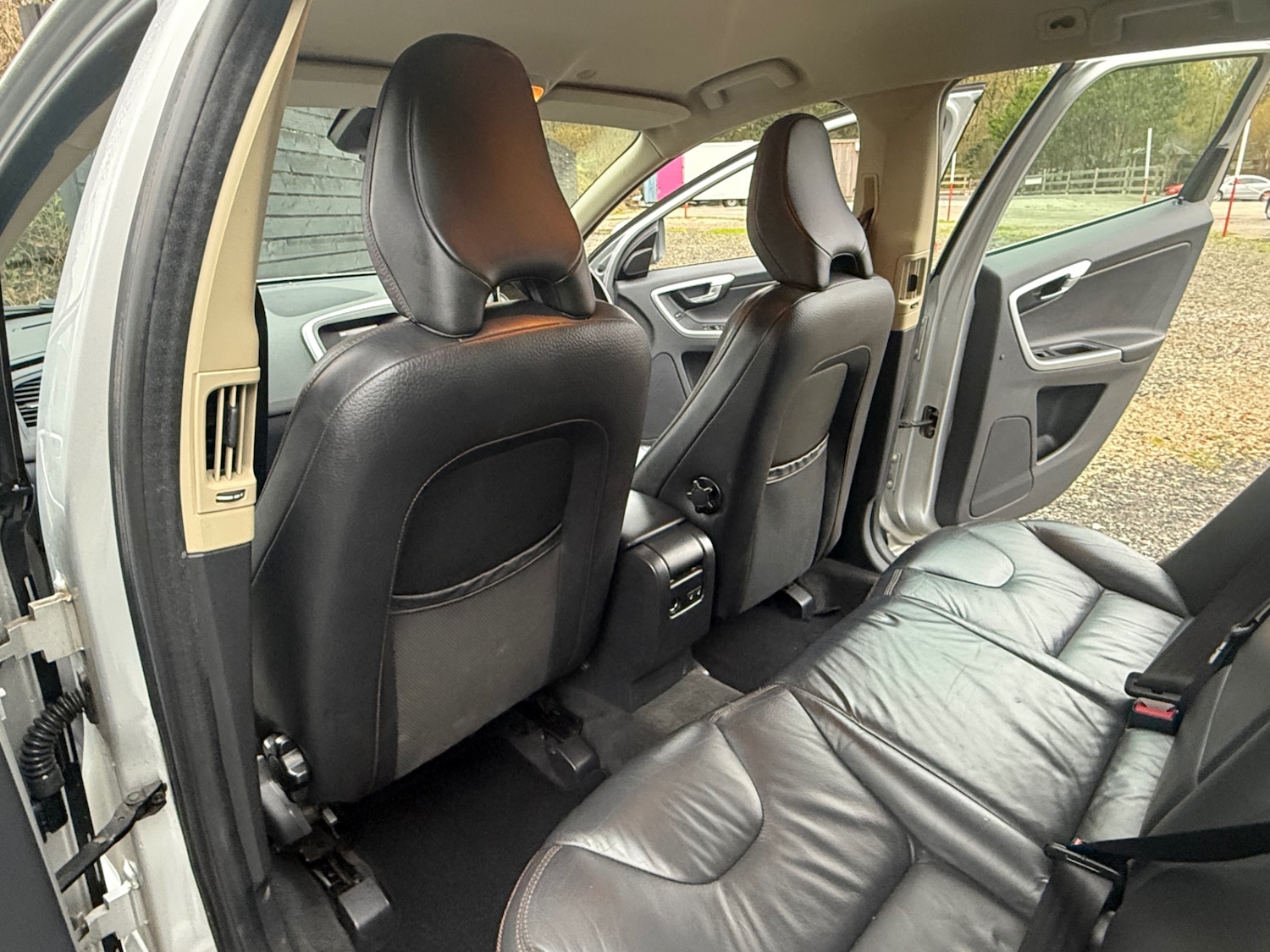 Used Volvo XC60 2011 for sale - 76594630: Photo 16