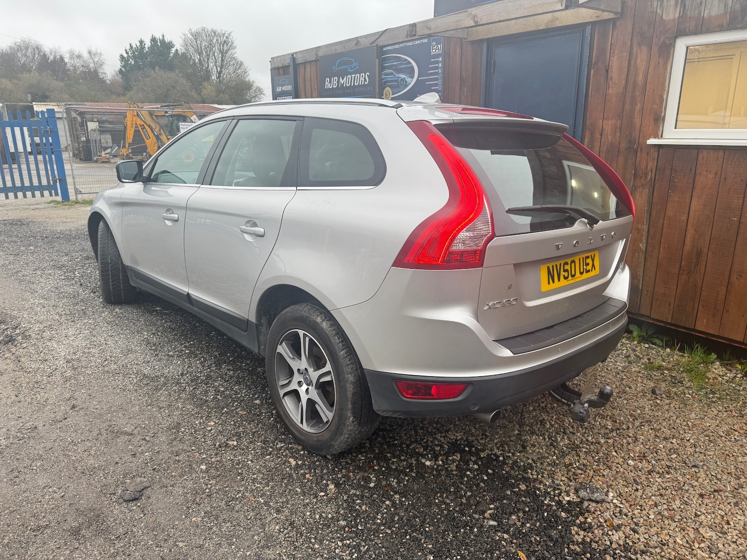 Used Volvo XC60 2011 for sale - 76594630: Photo 4