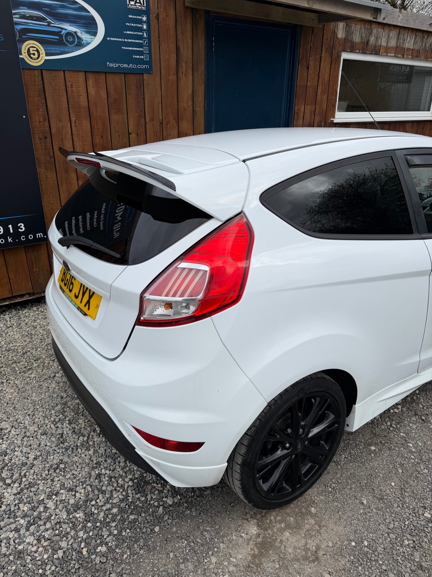 Used Ford Fiesta 2016 for sale - 78112238: Photo 14