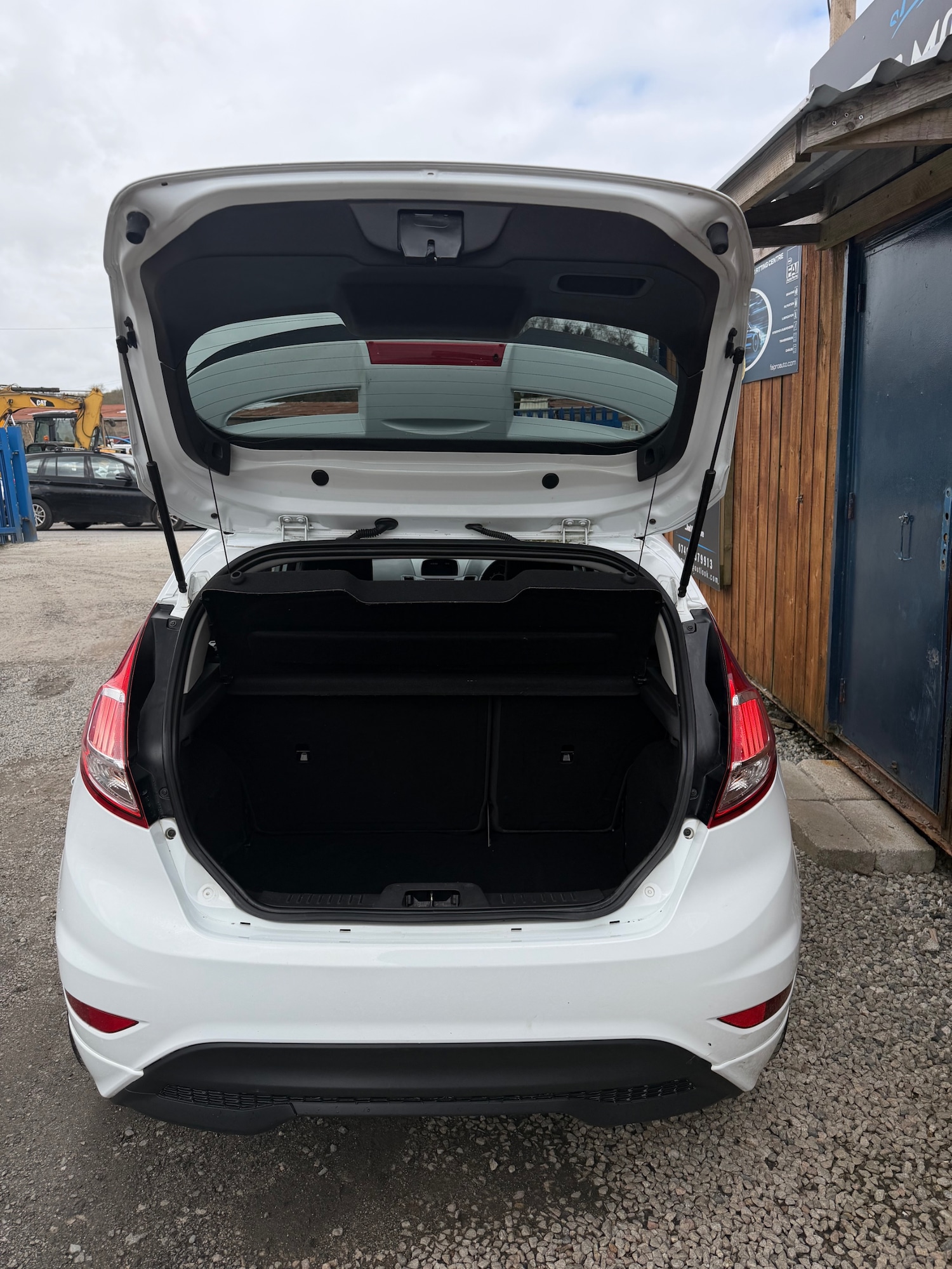 Used Ford Fiesta 2016 for sale - 78112238: Photo 7